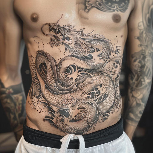 Dynamic and expressive stomach tattoos influenced by Humberto Ramos